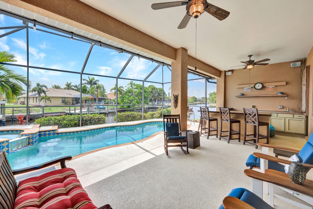 2118 SE 18th Ave, Cape Coral, FL 33990
