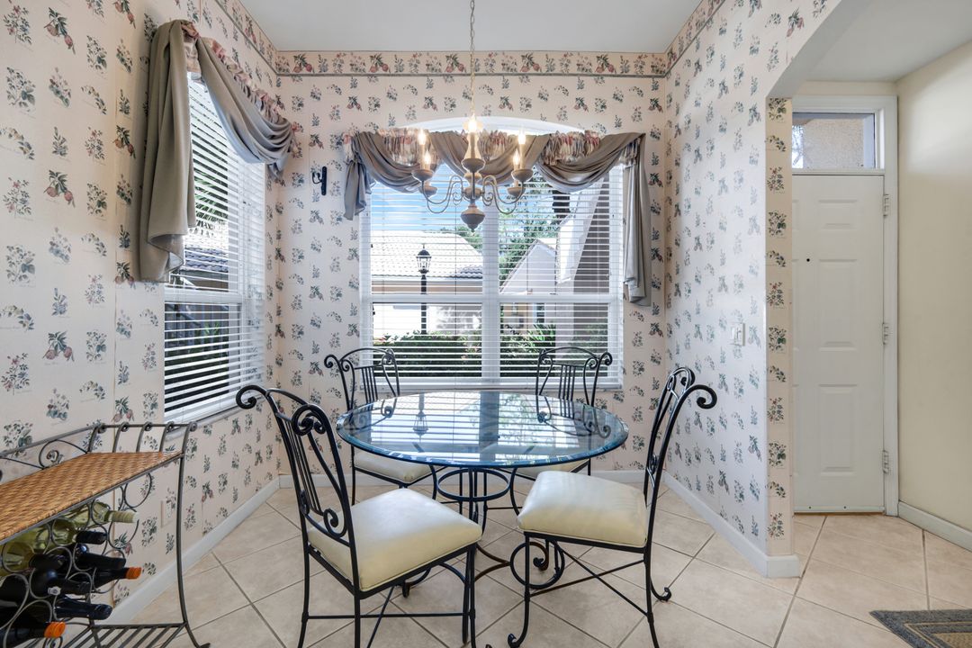 2036 Cascades Dr #7, Naples, FL 34112