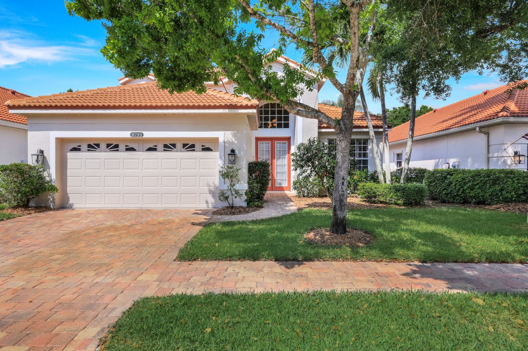 8793 Ventura Way, Naples, FL 34109