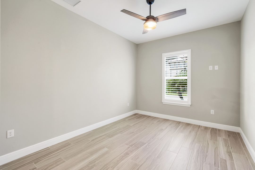 3837 Helmsman Dr, Naples, FL 34120