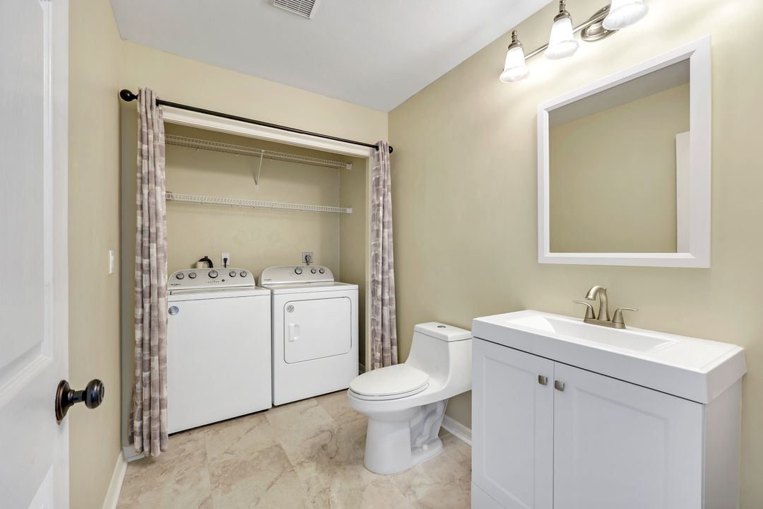 13760 Silver Lake Ct, Fort Myers, FL 33912