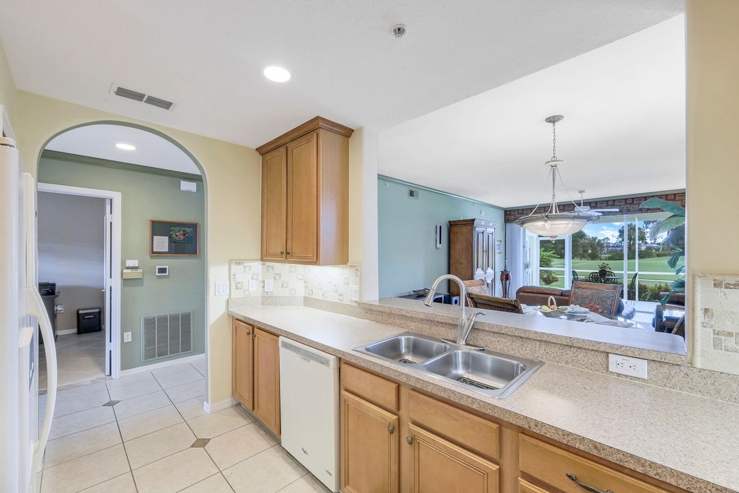 6816 Sterling Greens Dr #106, Naples, FL 34104