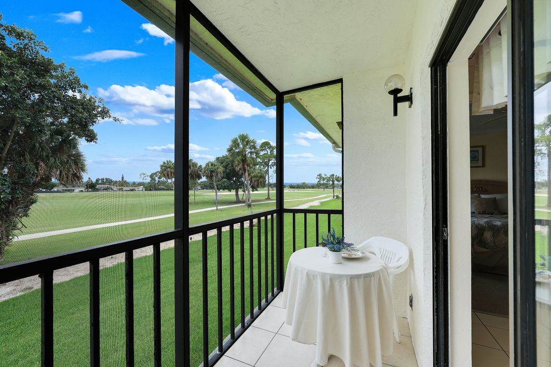 4338 27th Ct SW #204, Naples, FL 34116