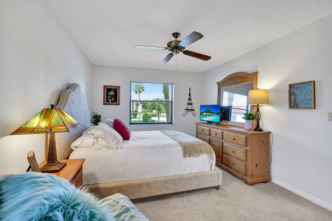 4357 27th Ct SW #204, Naples, FL 34116