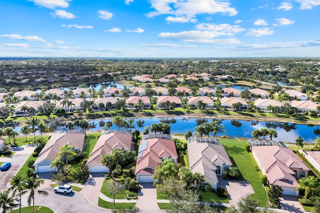 7063 Toscana Ct, Naples, FL 34114