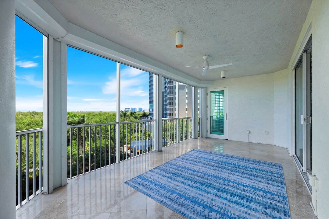 275 Indies Way #503, Naples, FL 34110