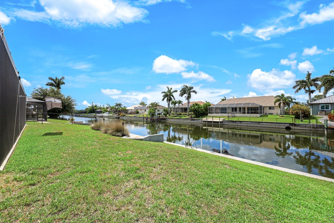 208 SW 15th St, Cape Coral, FL 33991