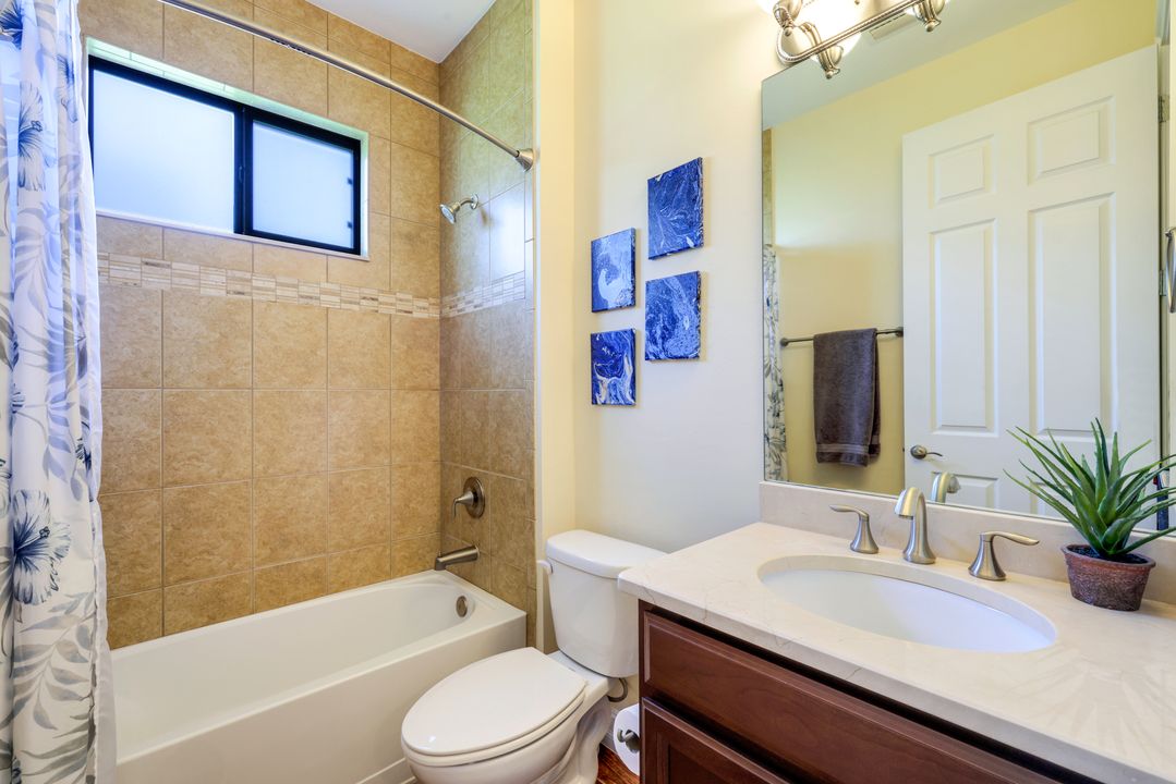 1585 Mockingbird Dr, Naples, FL 34120