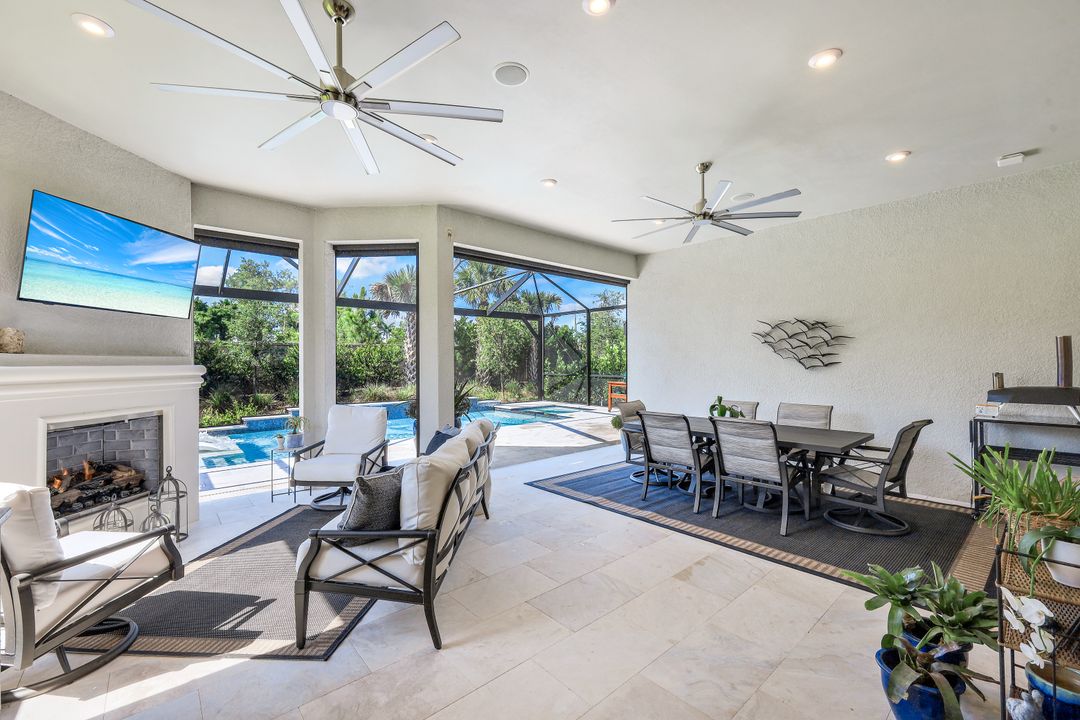 8880 Scarlotti Pl, Naples, FL 34119