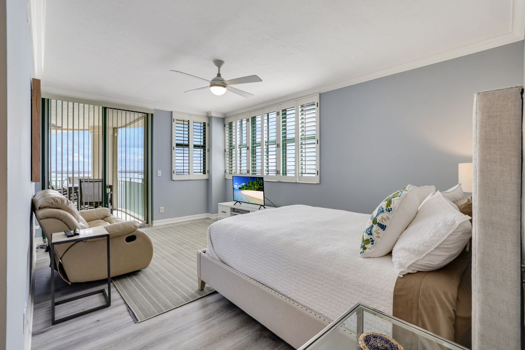 980 Cape Marco Dr #1903, Marco Island, FL 34145