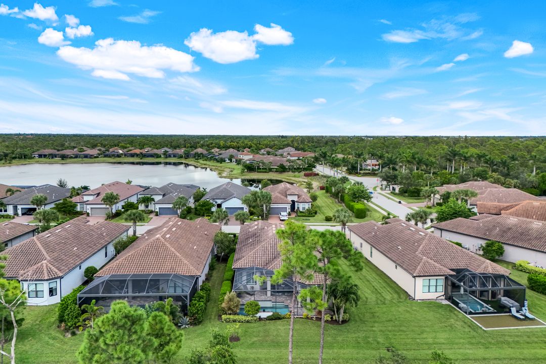 19687 Estero Pointe Ln, Fort Myers, FL 33908