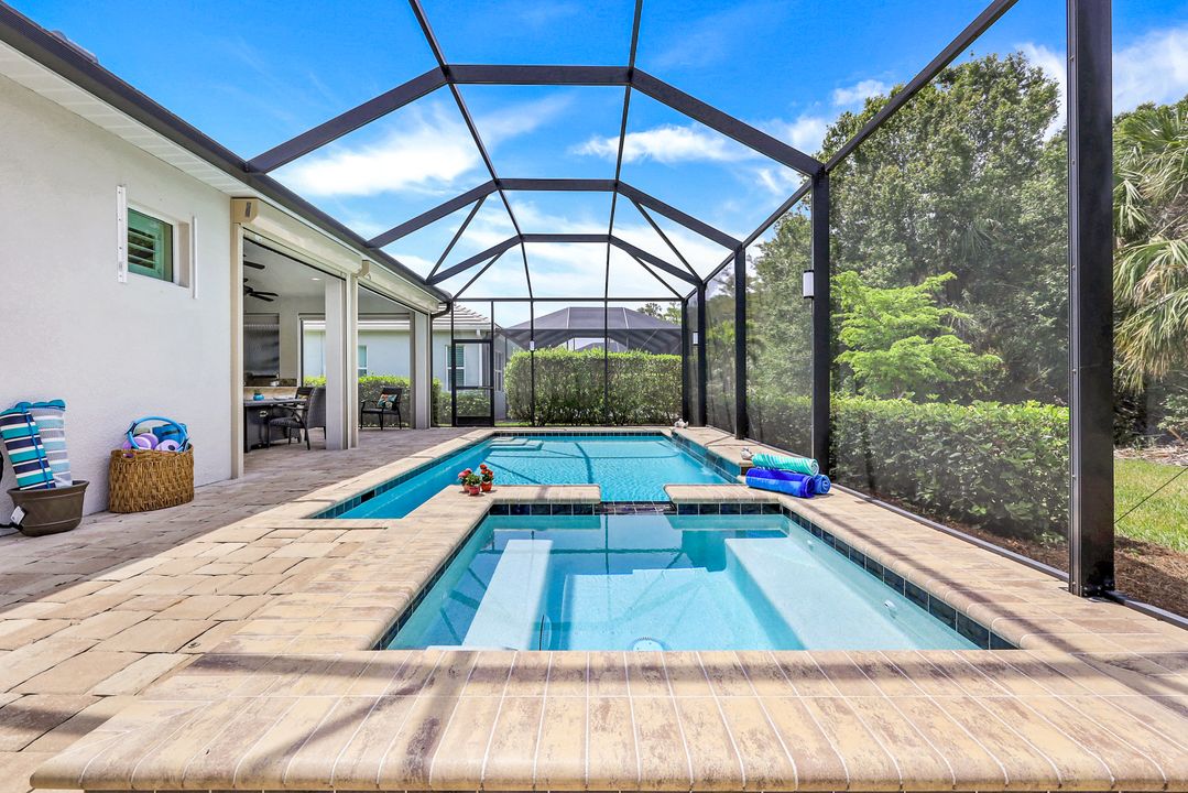 13749 Woodhaven Cir, Fort Myers, FL 33905