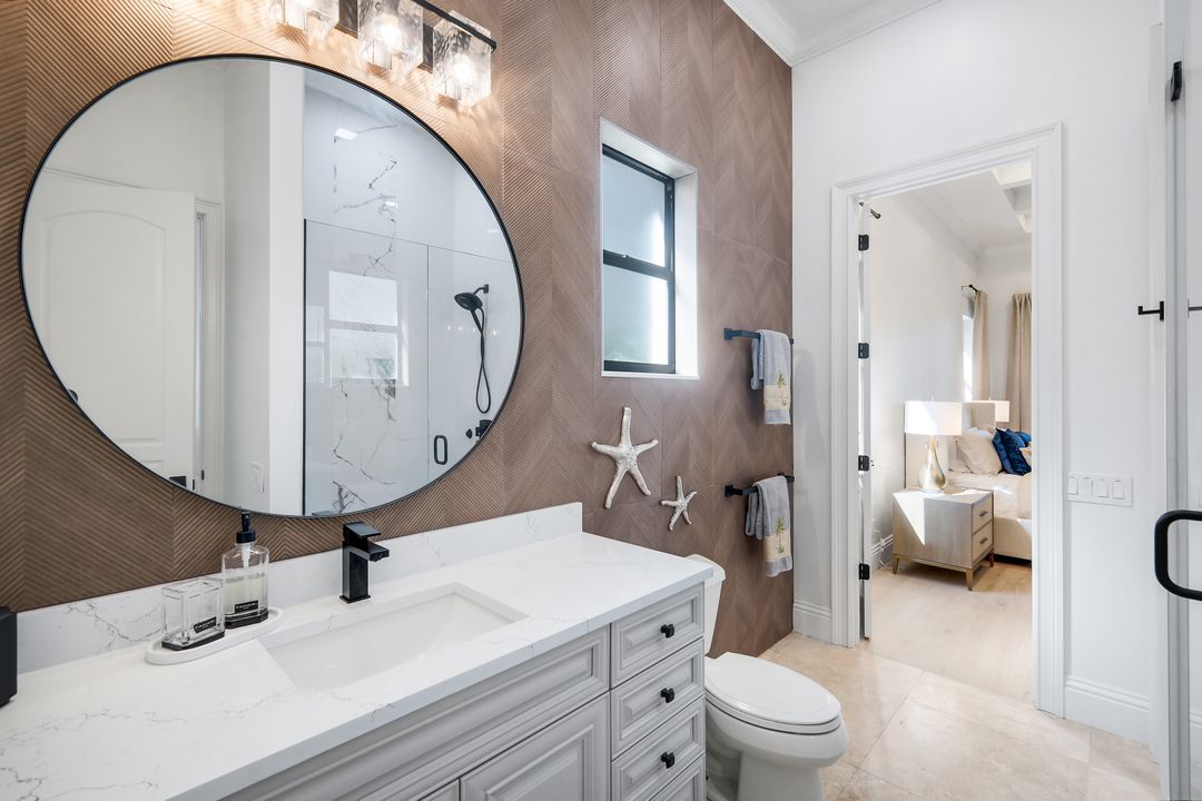 5743 SW 9th Ct, Cape Coral, FL 33914