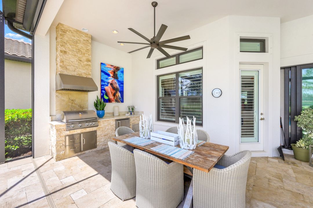 8668 Amour Ct, Naples, FL 34119