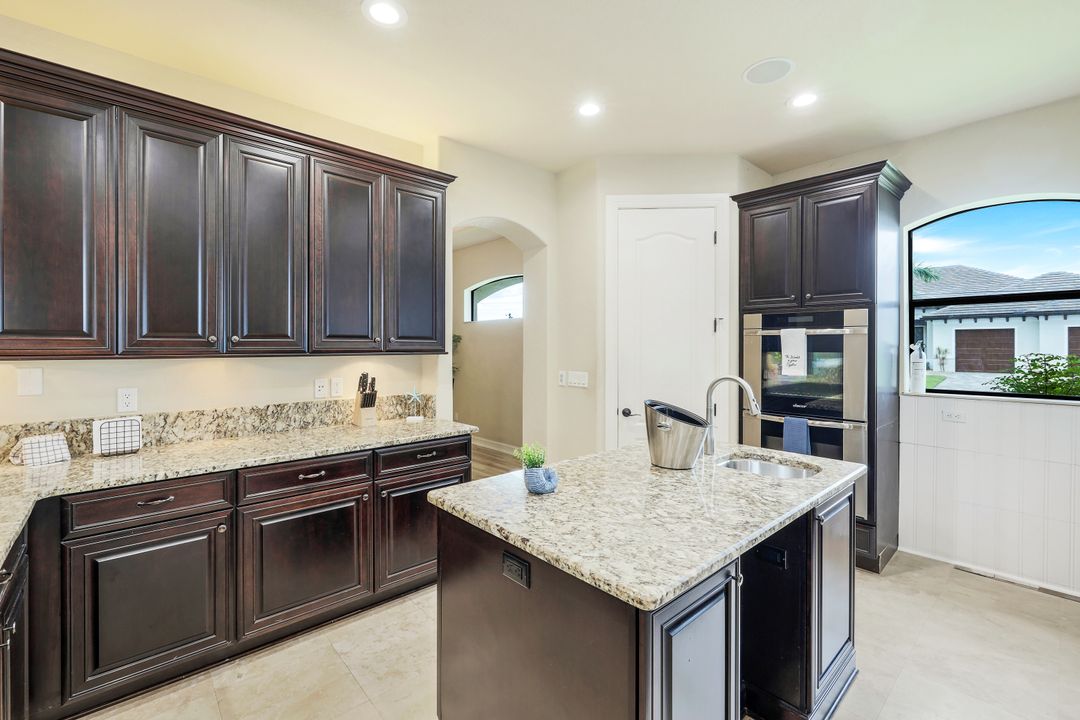 2802 SW 34th Terrace, Cape Coral, FL 33914