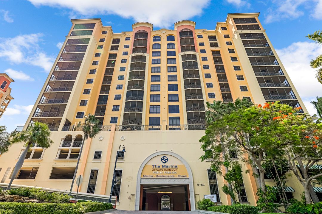 5793 Cape Harbour Dr #615, Cape Coral, FL 33914