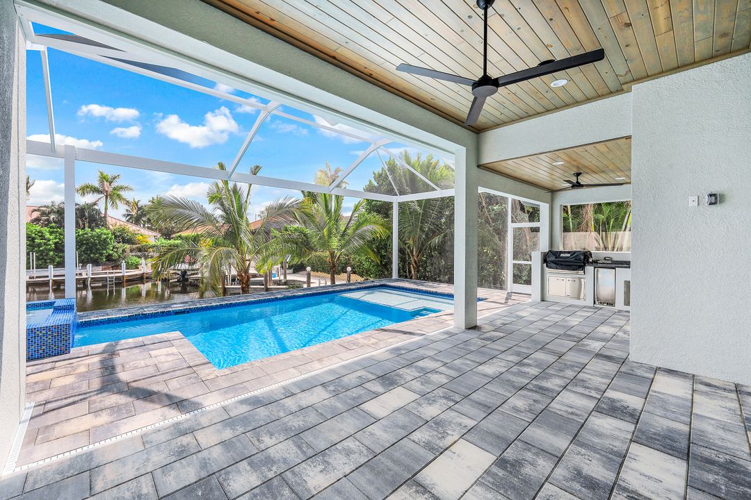 21 Algonquin Ct, Marco Island, FL 34145