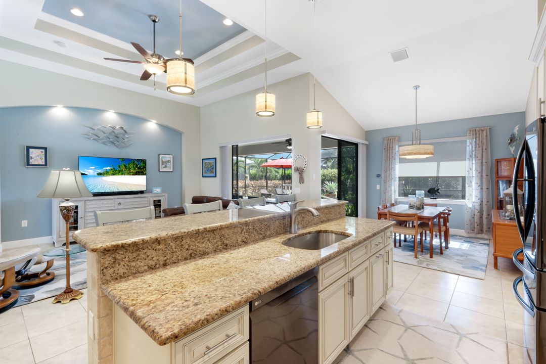 4407 SW 19th Ave, Cape Coral, FL 33914