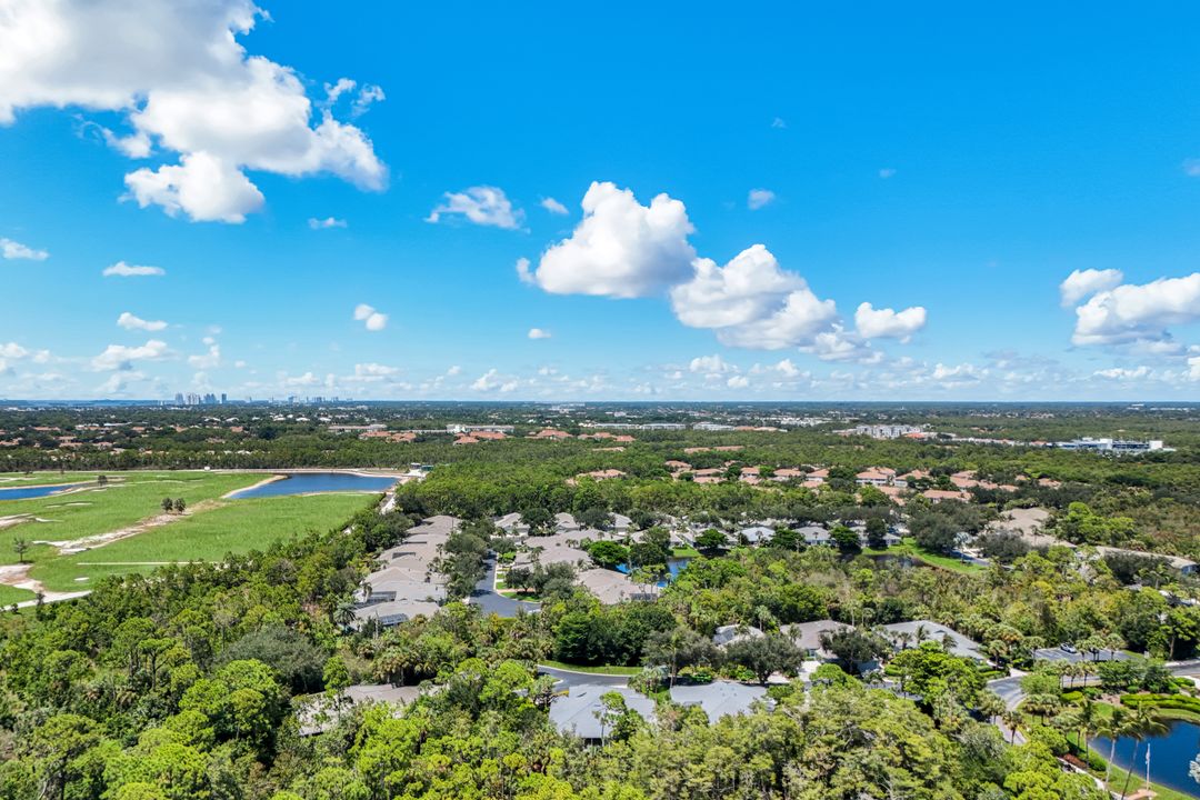 682 Catamaran Ct, Naples, FL 34110