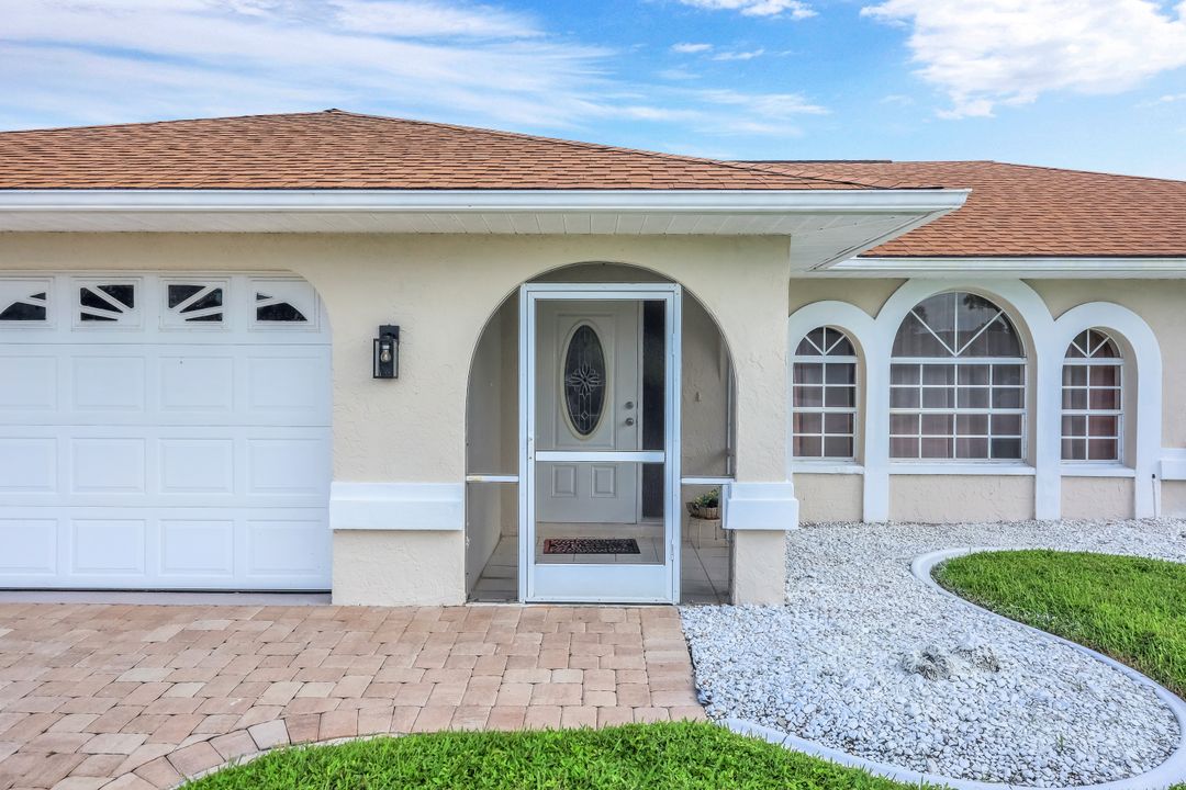 231 Trafalgar Pkwy, Cape Coral, FL 33991