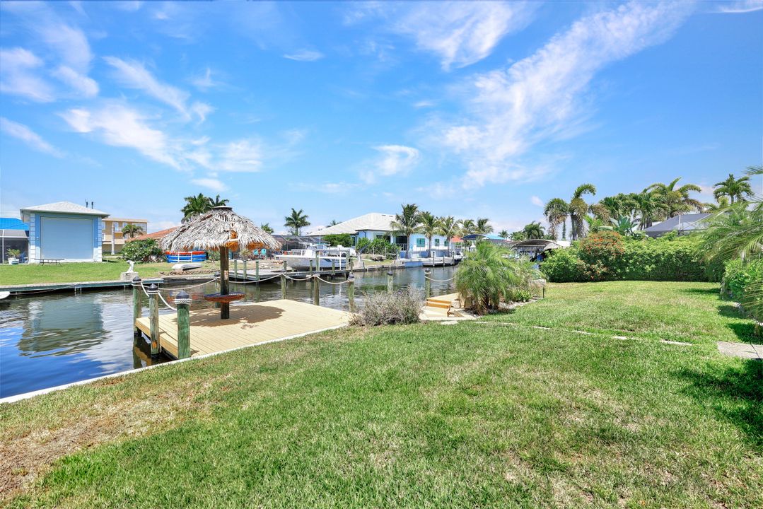 5330 Cobalt Ct, Cape Coral, FL 33904