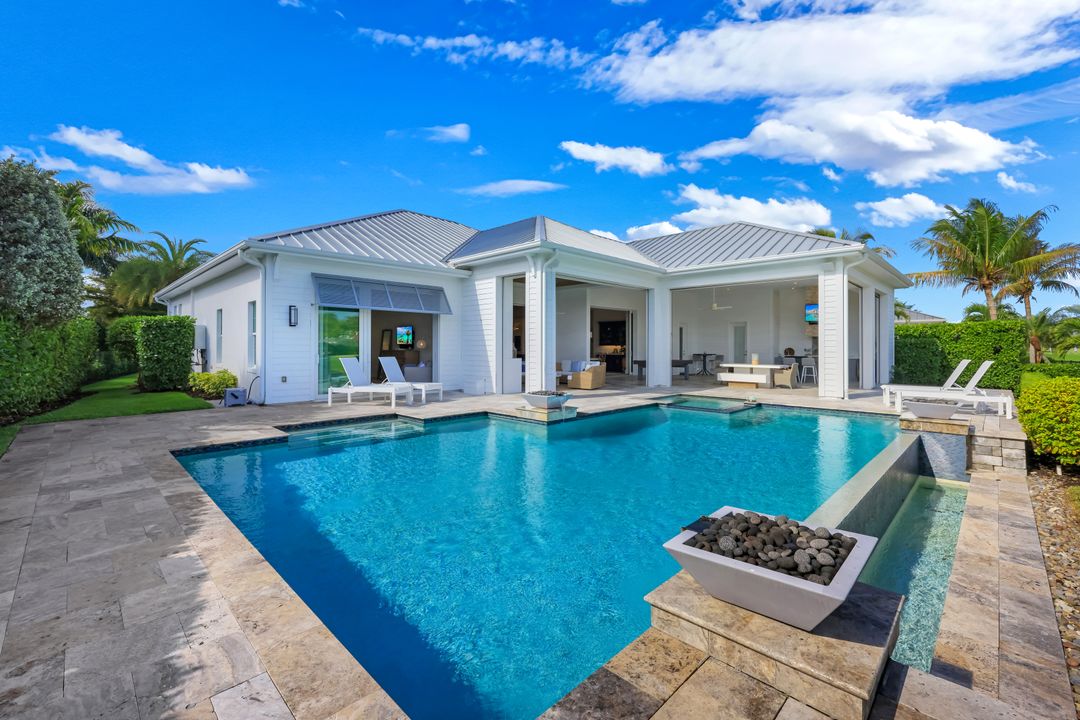 16415 Seneca Way, Naples, FL 34110