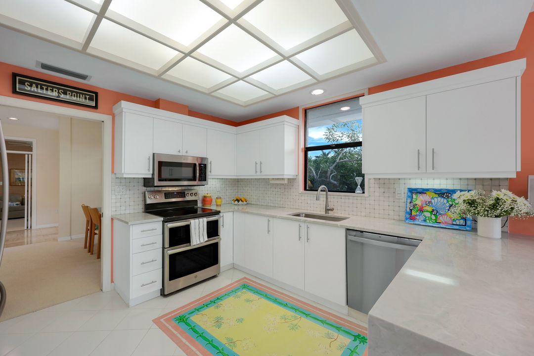 3762 Haldeman Creek Dr, Naples, FL 34112