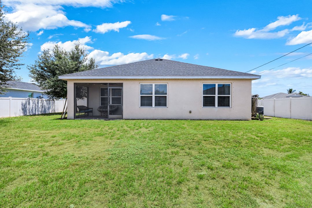 511 NW 26th St, Cape Coral, FL 33993