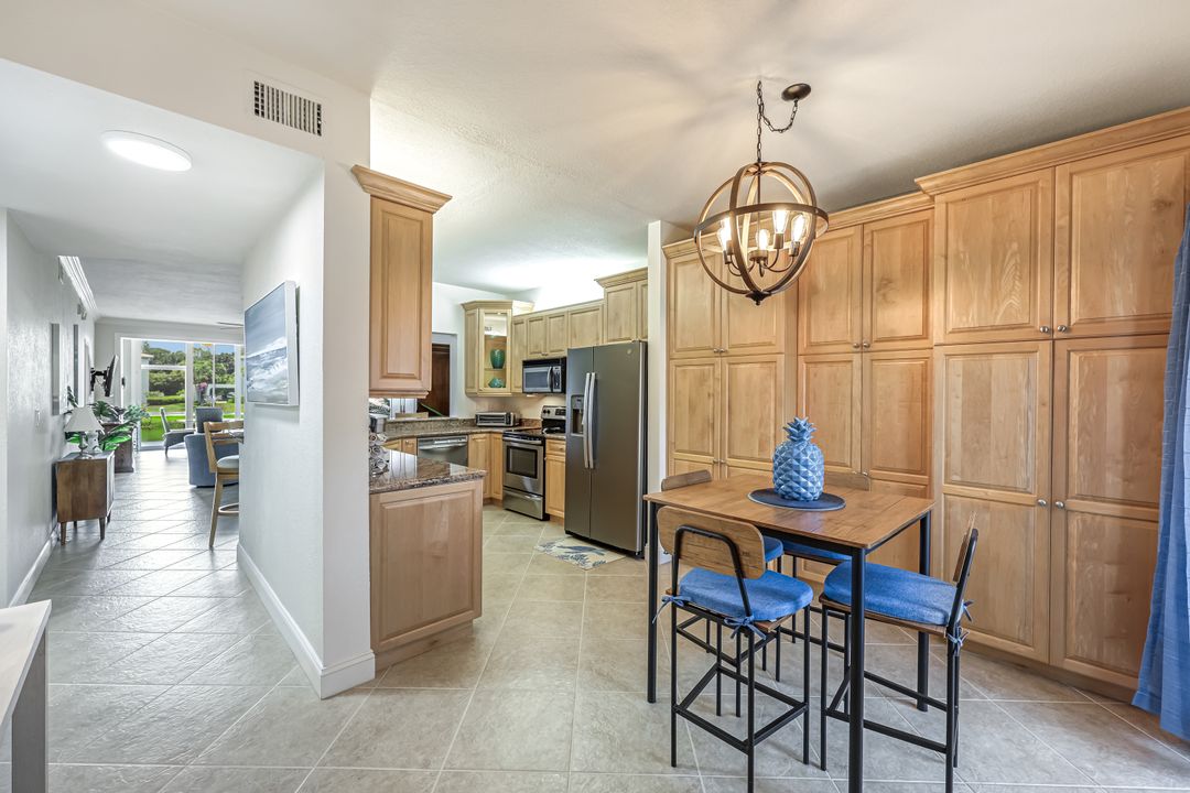832 Tanbark Dr #104, Naples, FL 34108