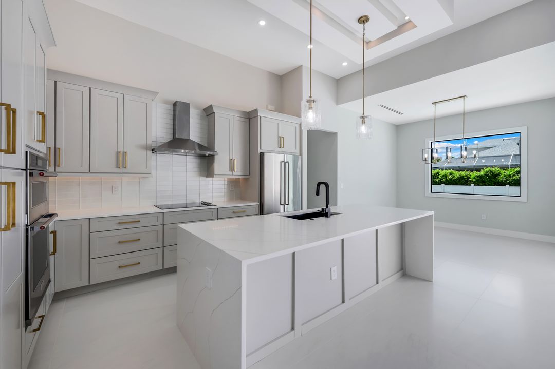 1708 SW 54th St, Cape Coral, FL 33914