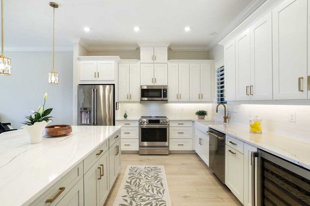 15336 Lucerna St #203, Naples, FL 34114