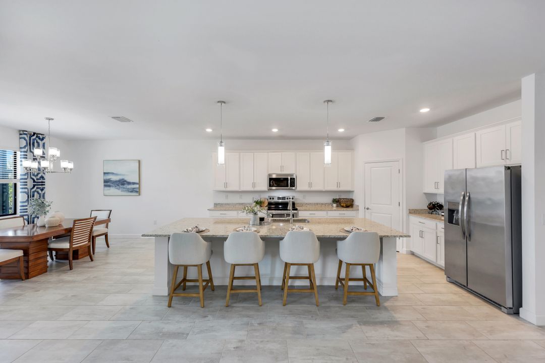 11477 Canopy Loop, Fort Myers, FL 33913