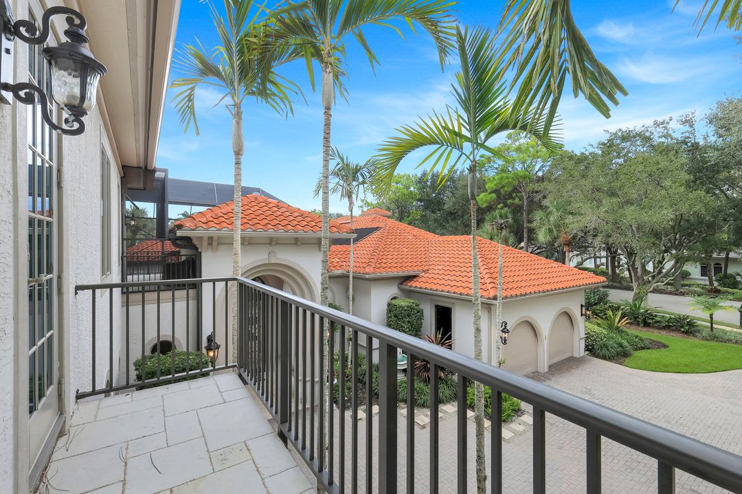 12338 Collier's Reserve Dr, Naples, FL 34110