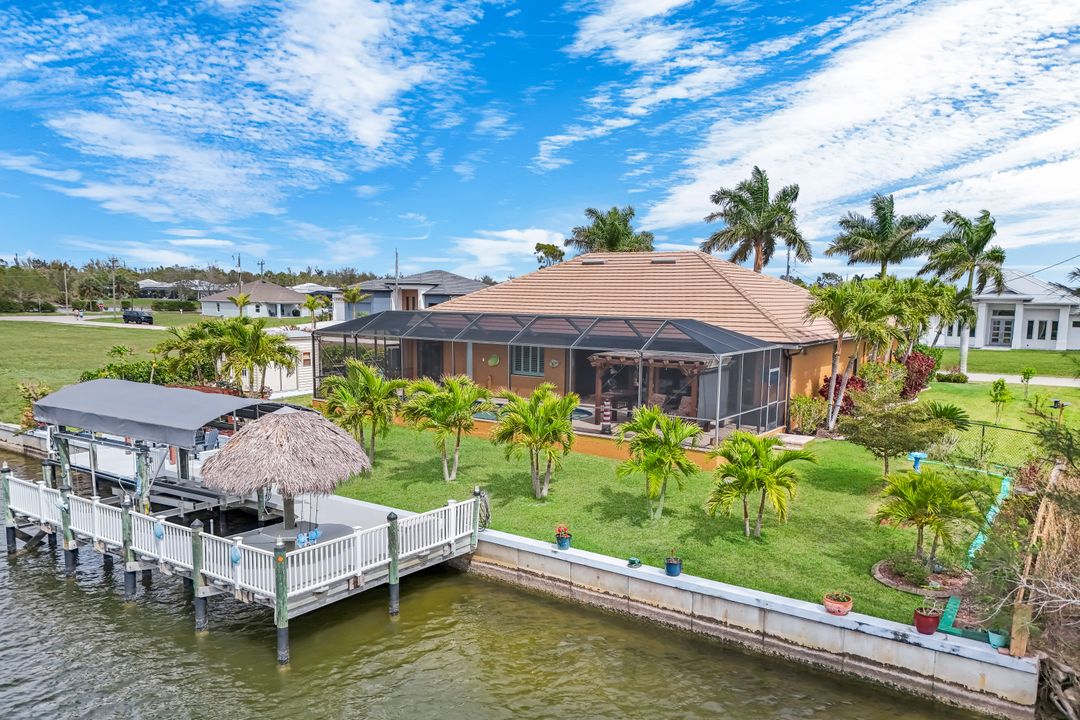 2364 NW 39th Ave, Cape Coral, FL 33993