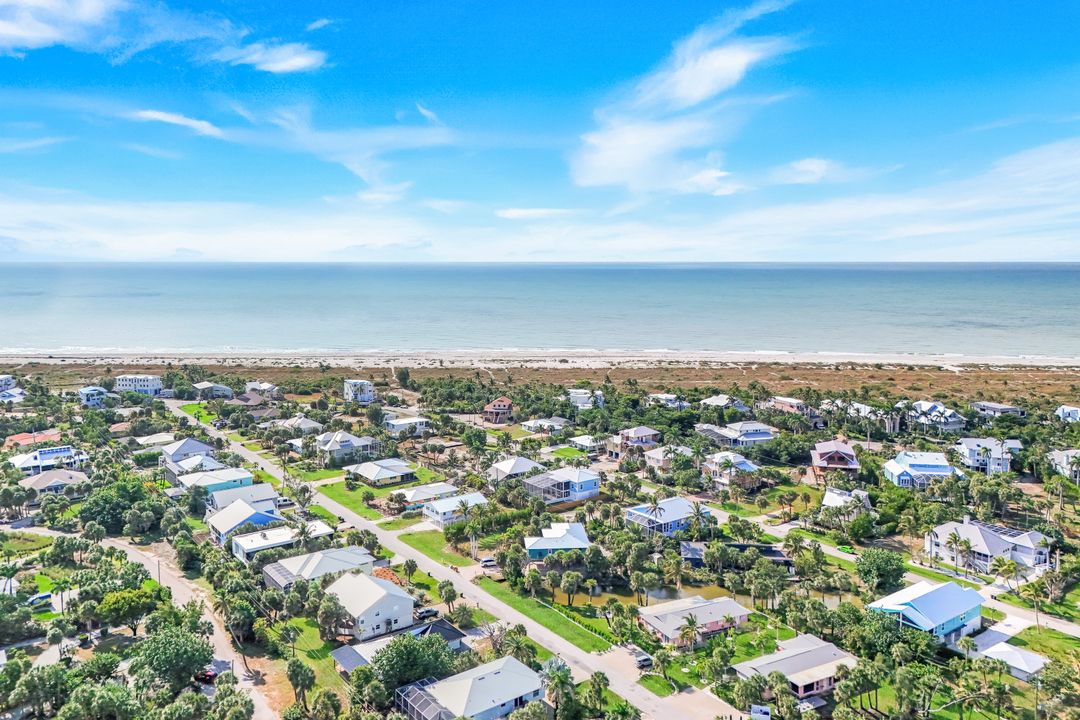 1376 Jamaica Dr, Sanibel, FL 33957