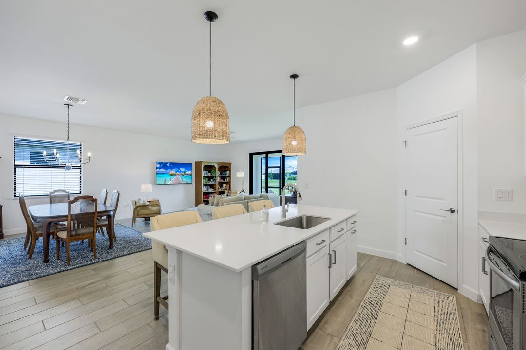 14008 Winding Cedar Wy, Fort Myers, FL 33913