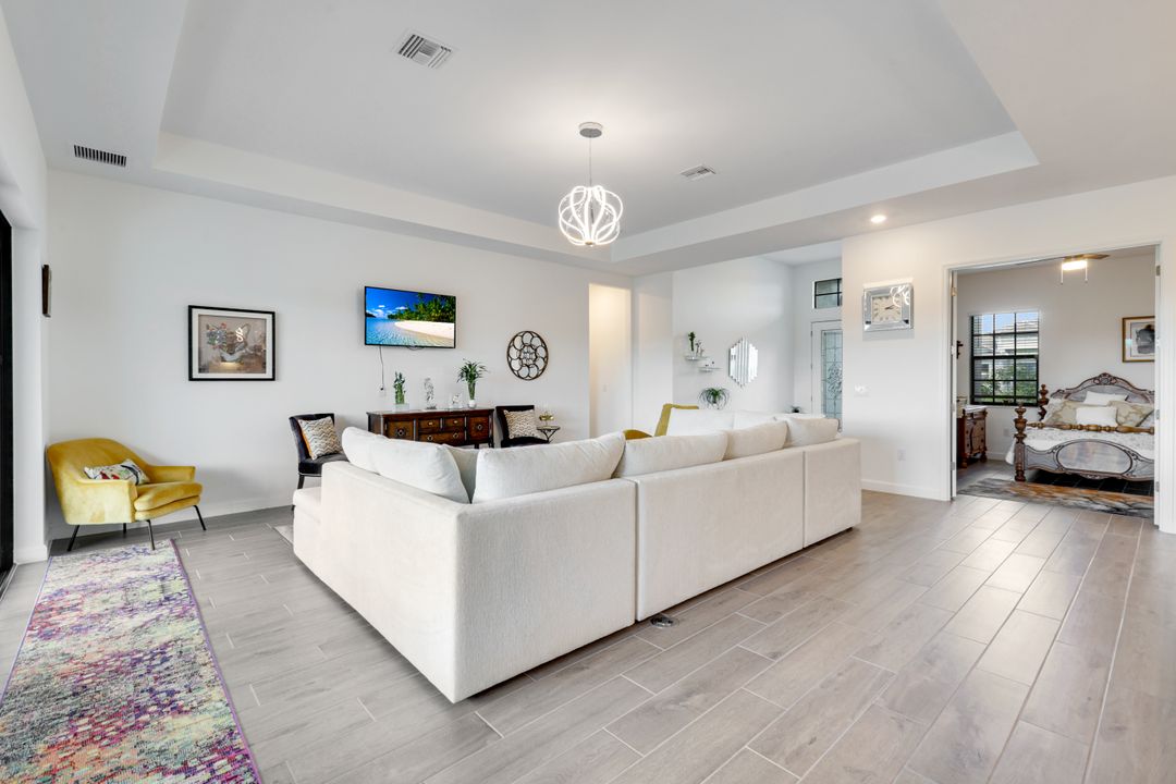 11030 Pebble Spgs Run, Fort Myers, FL 33913