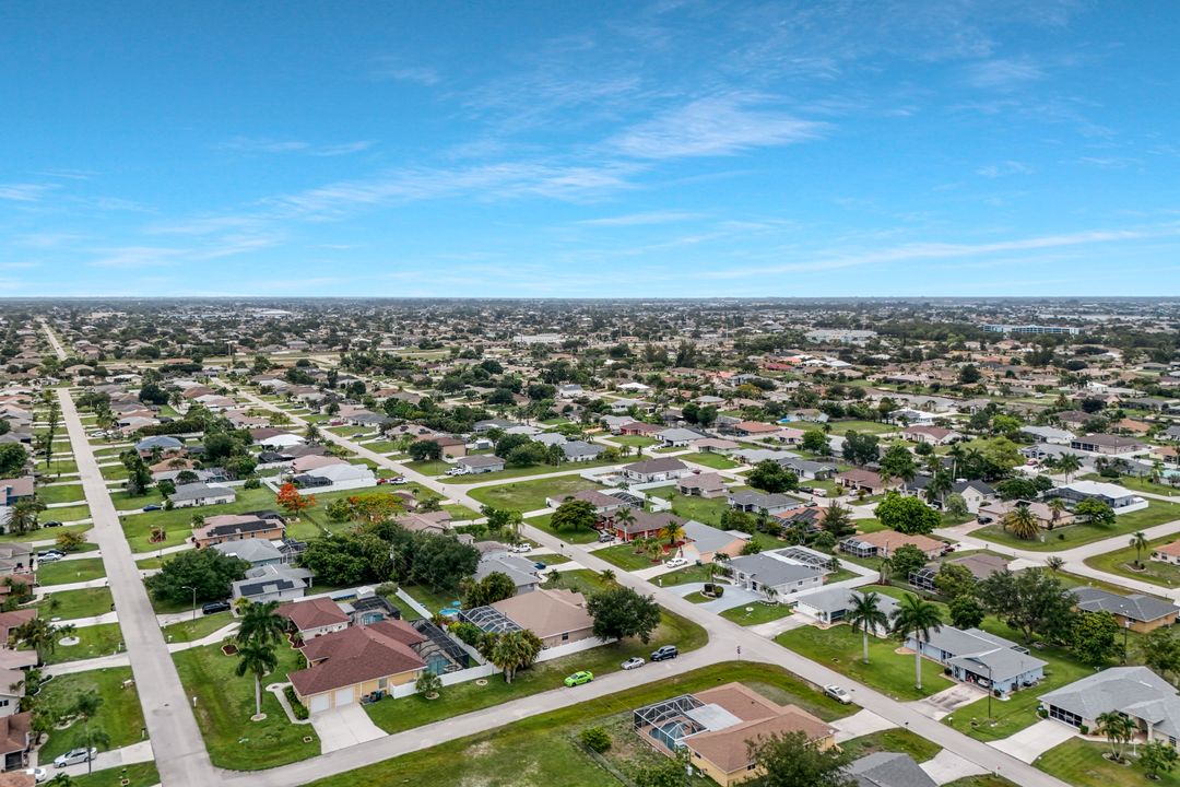 317 SE 18th Terrace, Cape Coral, FL 33990