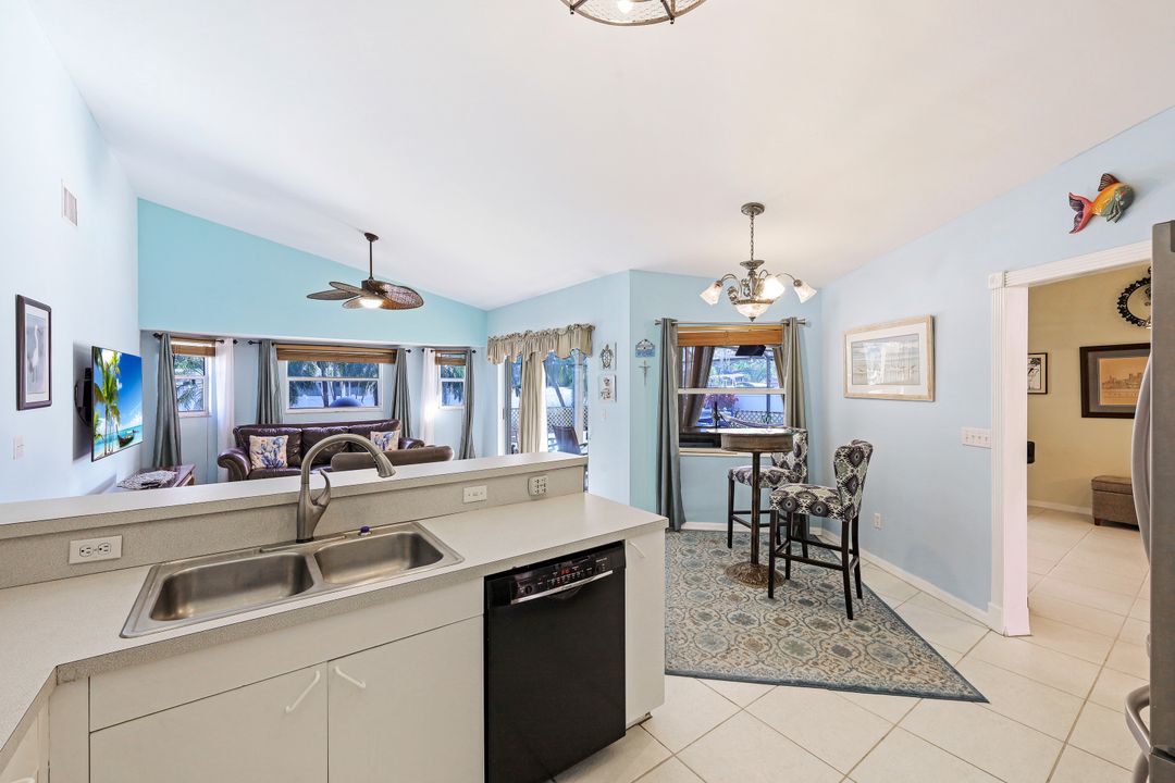 104 Heritage Way, Naples, FL 34110