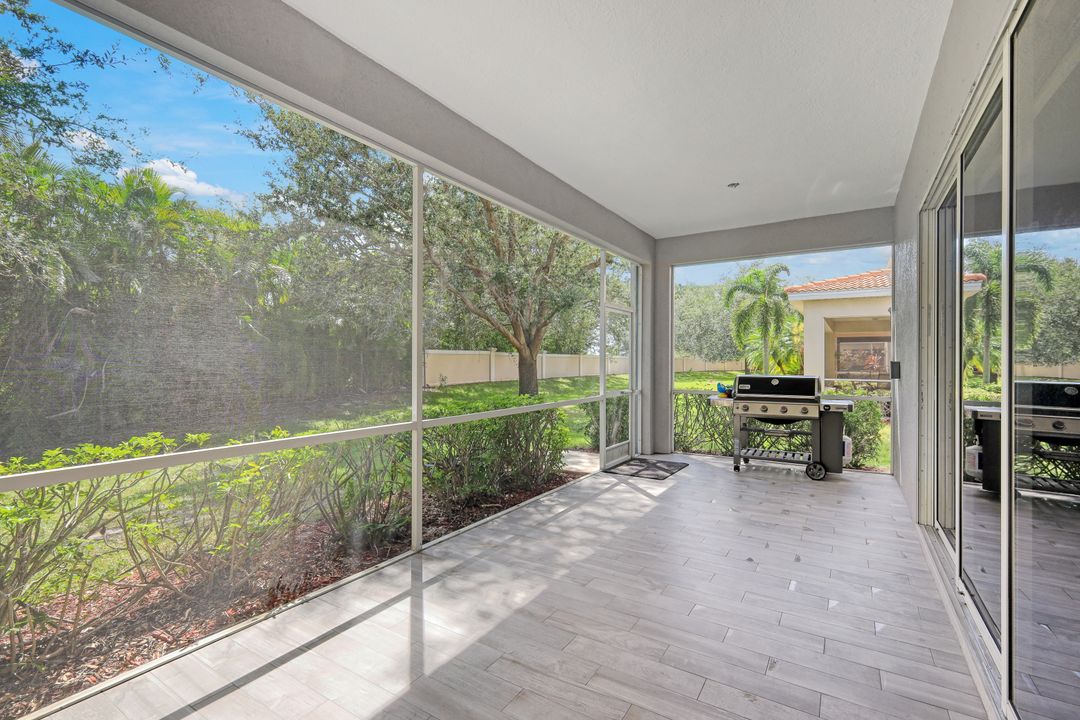 8715 Pegasus Dr, Lehigh Acres, FL 33971