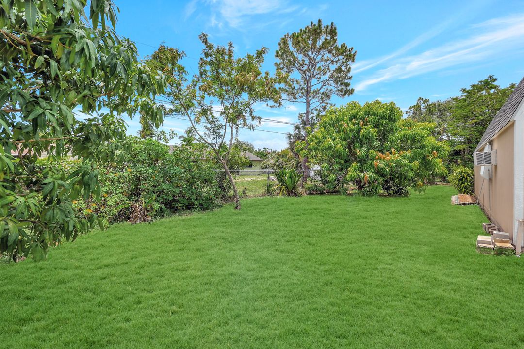 27288 Bourbonniere Dr, Bonita Springs, FL 34135