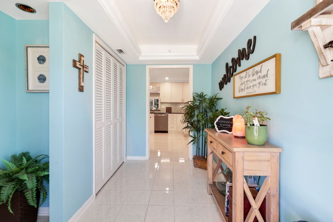 5237 Del Prado Blvd S, Cape Coral, FL 33904