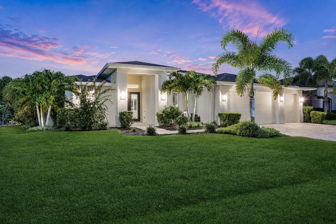 1319 SE 38th St, Cape Coral, FL 33904