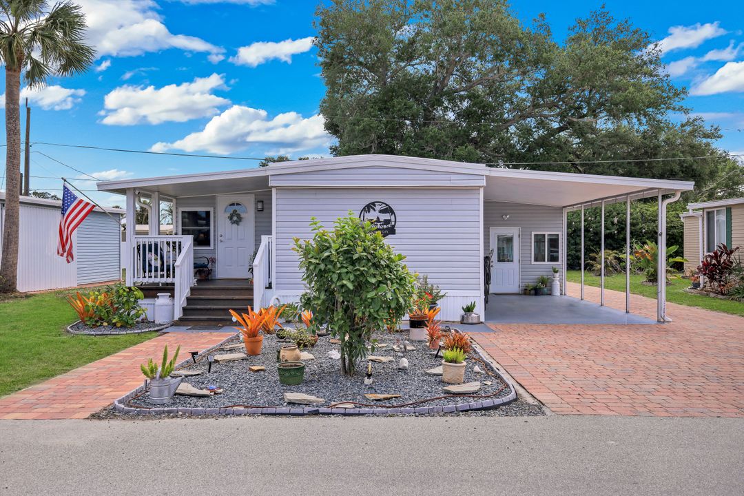 27365 Joann Dr, Bonita Springs, FL 34135