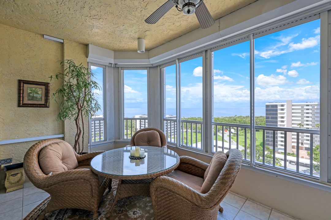 25 Bluebill Ave #1105, Naples, FL 34108