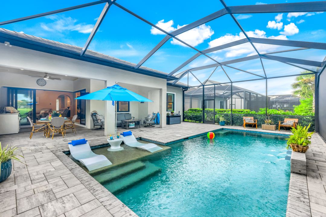 9354 Greyhawk Trl, Naples, FL 34120