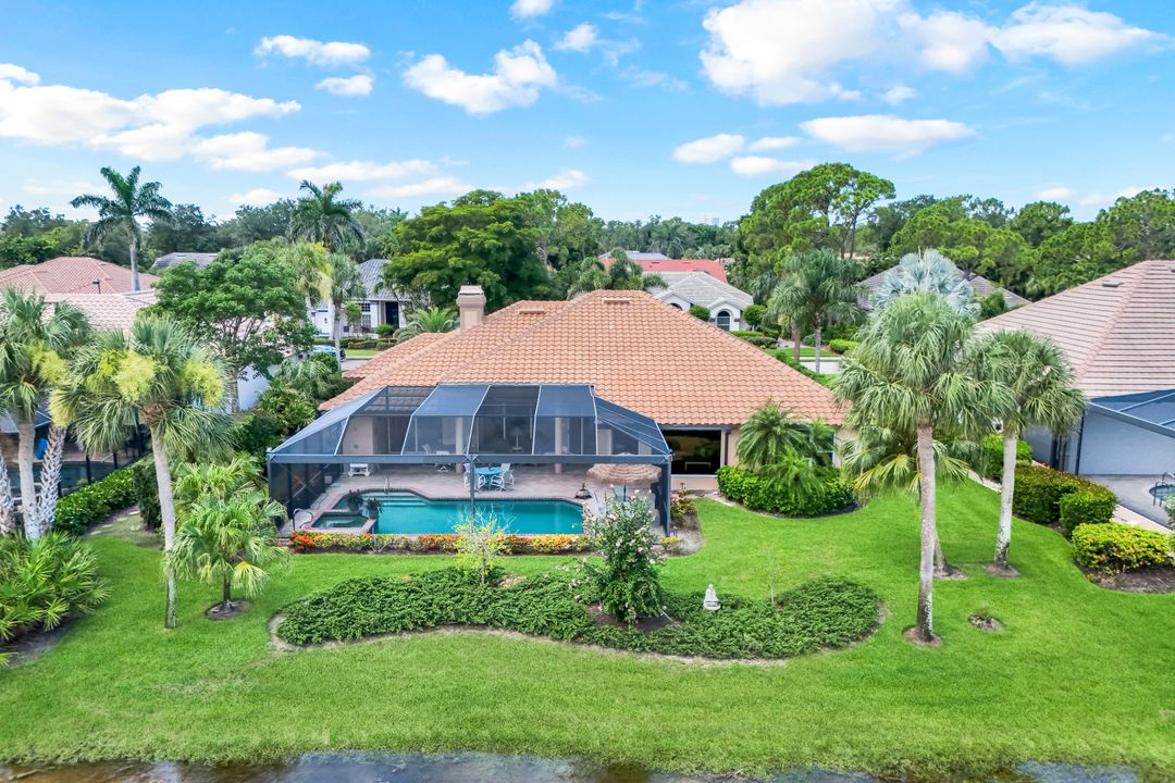 3760 Lakemont Dr, Bonita Springs, FL 34134