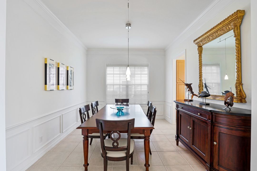 9956 St Moritz Dr, Miromar Lakes, FL 33913