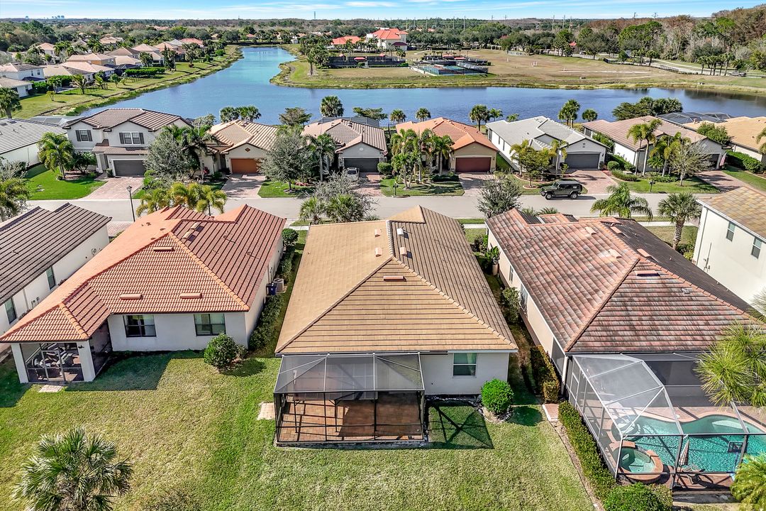 15732 Angelica Dr, Alva, FL 33920