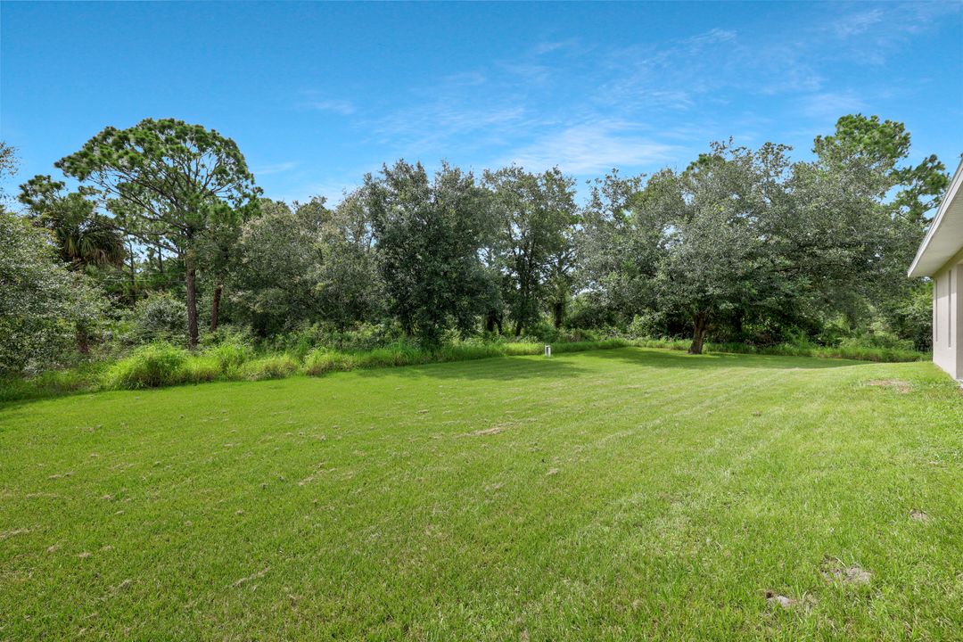 1417 Acacia Ave, Lehigh Acres, FL 33972